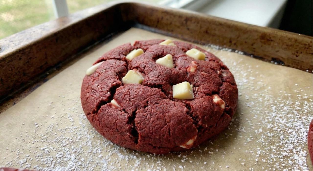 Red Velvet Cookie